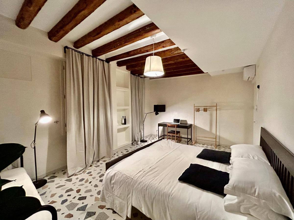 Farini Suites Wi-Fi Venice Luaran gambar