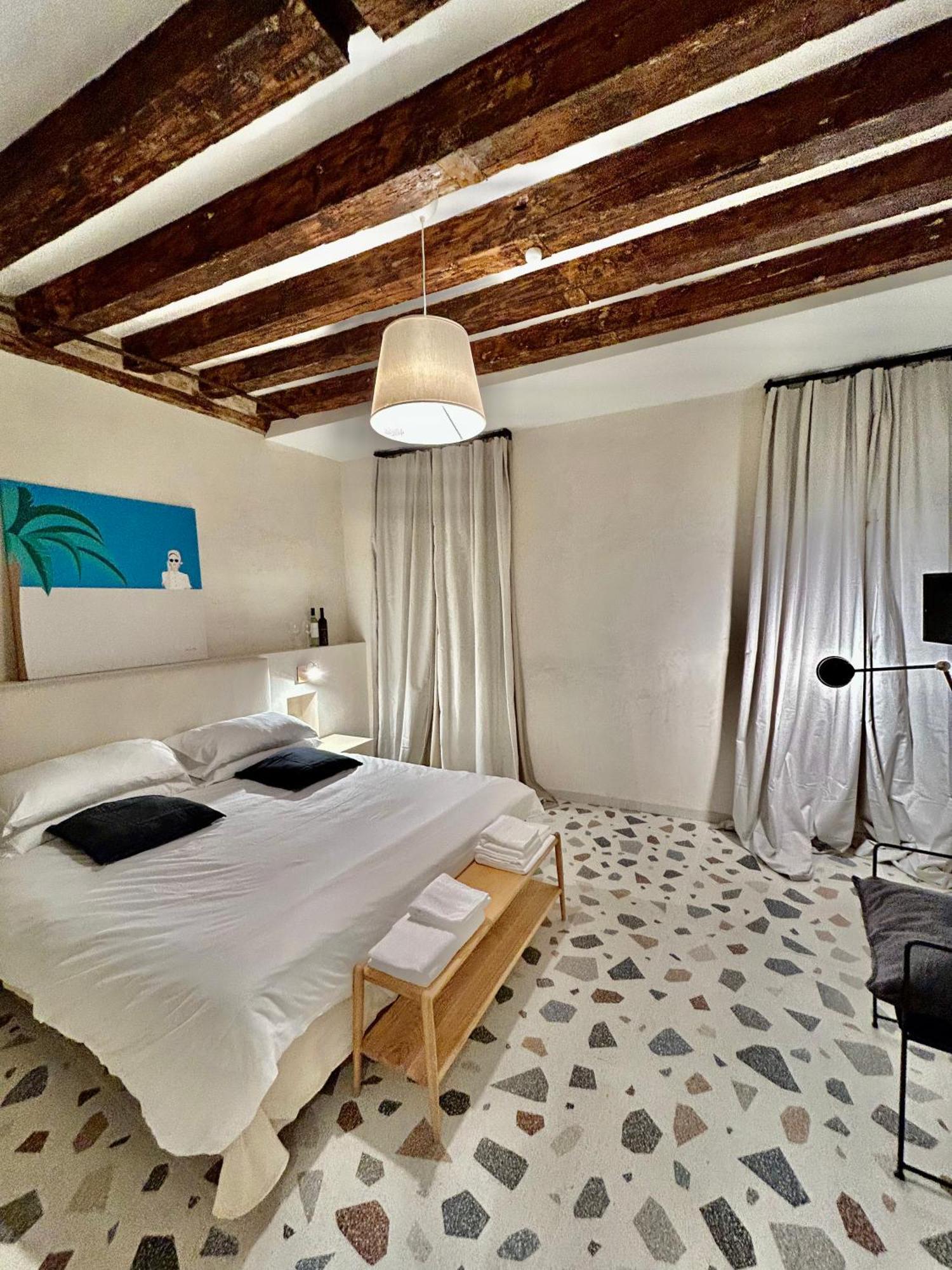Farini Suites Wi-Fi Venice Luaran gambar